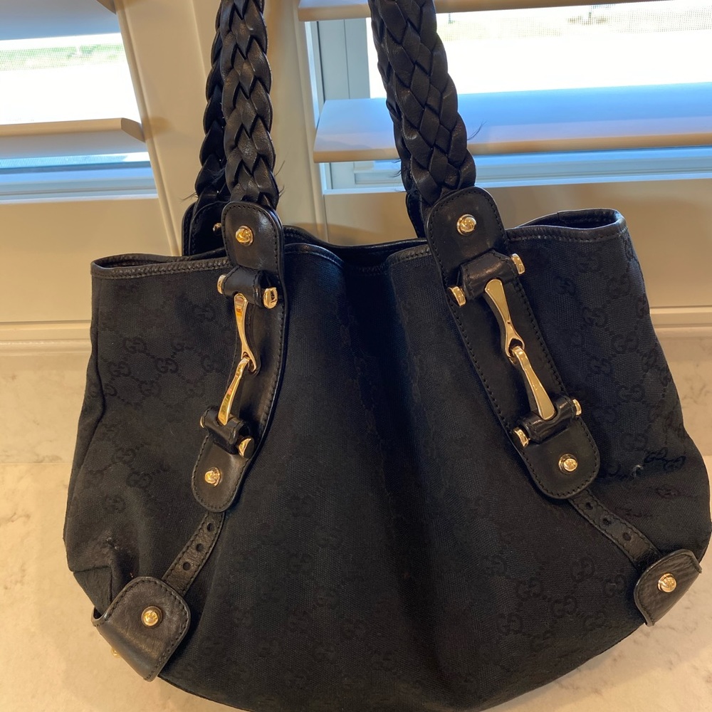 Gucci bag authentic